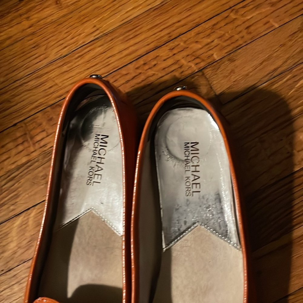 Michael Kors AD13C Women's Orange Penny Loafers - Size 7.5 - Picture 2 of 10